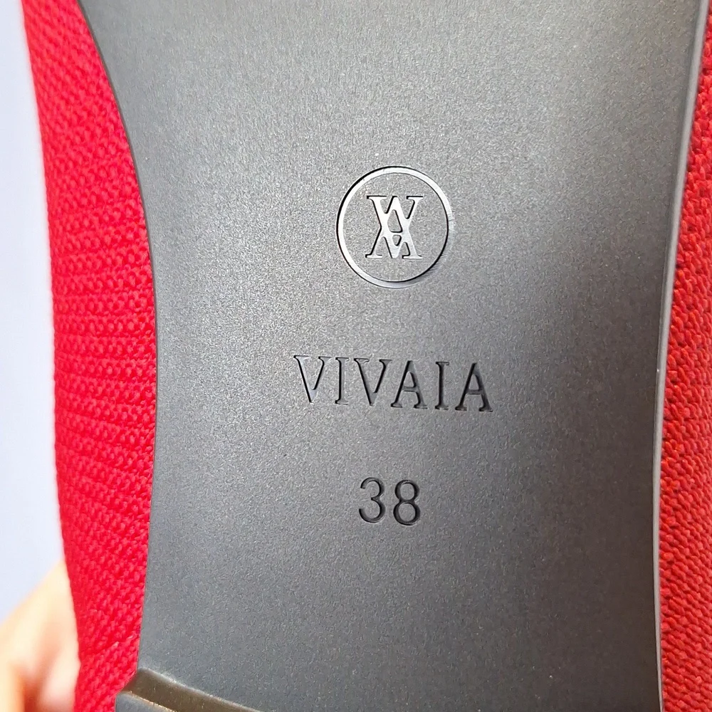 Vivaia Claire Women's Ruby Red Round Toe Ballet Flats Size EU 38